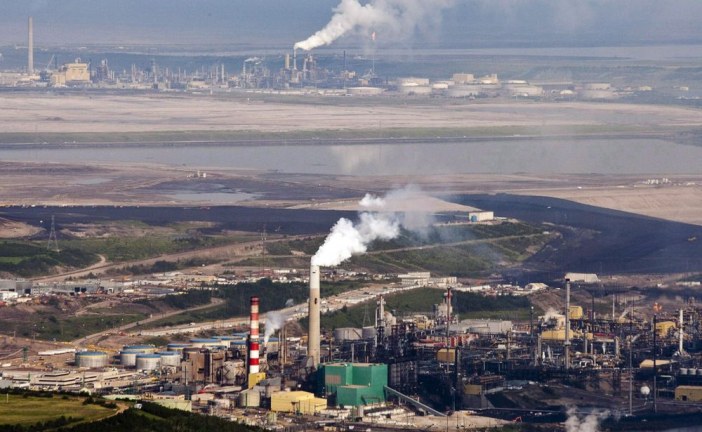 Alberta goes airborne to monitor oilsands greenhouse gas emissions