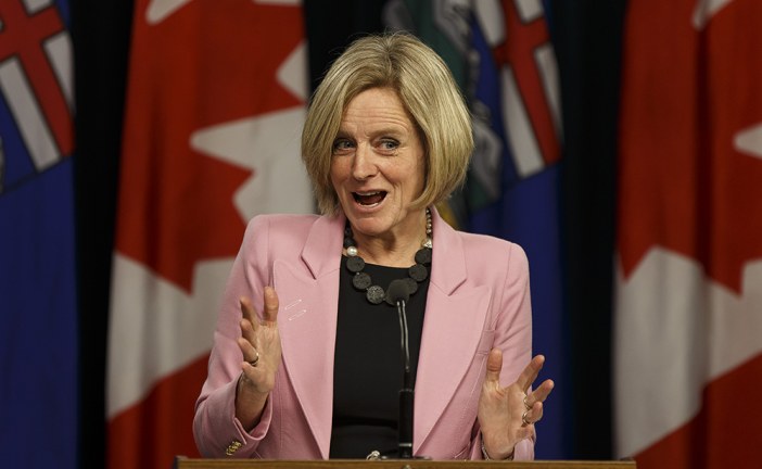 Notley to B.C.: Don’t like high gas prices? Stop opposing pipelines