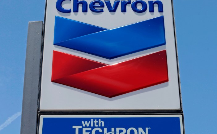 Chevron to buy Anadarko in $33-billion bet on shale oil and LNG — the biggest energy deal in four years