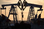 Oil falls to $22 a barrel with global consumption expected to fall by 10% as coronavirus shuts down world