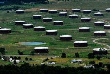 Lower Canada crude flows to U.S. helps chip away at Cushing glut