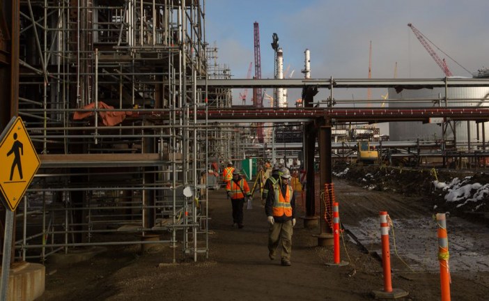 Alberta takes 50% stake in troubled Sturgeon Refinery, as CNRL, North West Refining see combined $825-million payday