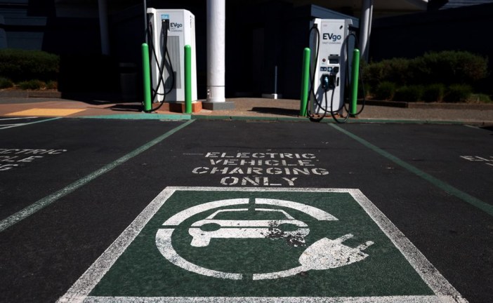 The road to 100% zero-emission vehicles by 2035