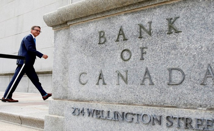 Bank of Canada Readies Further Rate Hikes Despite Market Turmoil