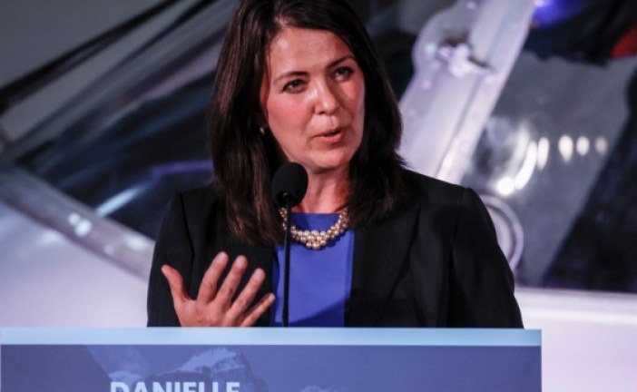 ‘I’m back:’ Danielle Smith chosen as United Conservative leader, next Alberta premier