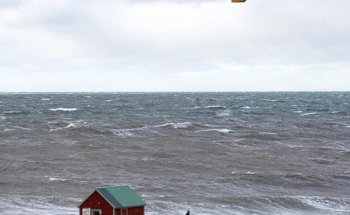 Emergency crews searching for fisherman overboard off Cape Sable Island, N.S.